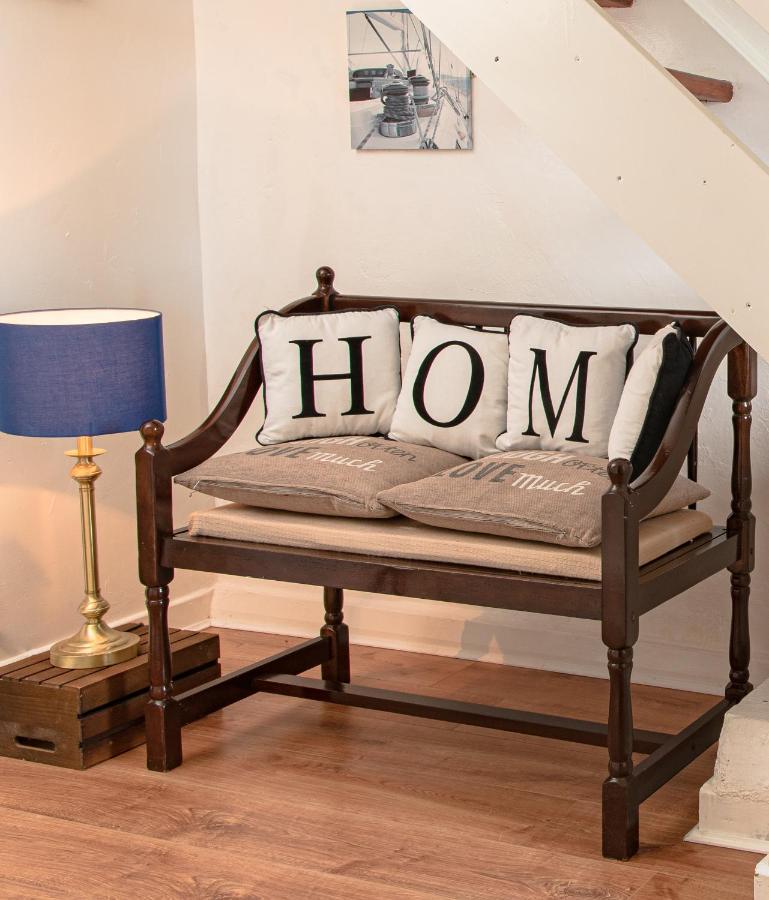 1844 Seascape Cottage Is Located On The Wild Atlantic Way Fanore Eksteriør bilde