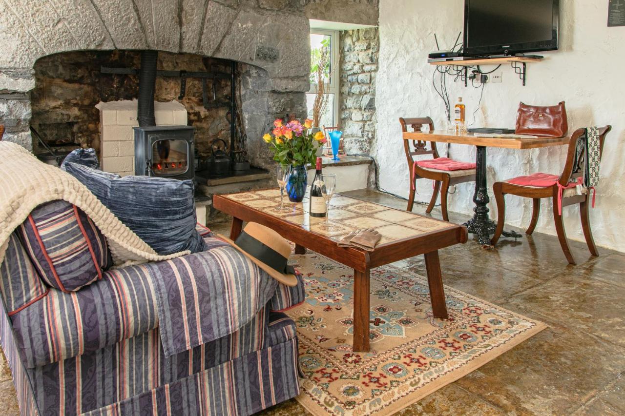 1844 Seascape Cottage Is Located On The Wild Atlantic Way Fanore Eksteriør bilde