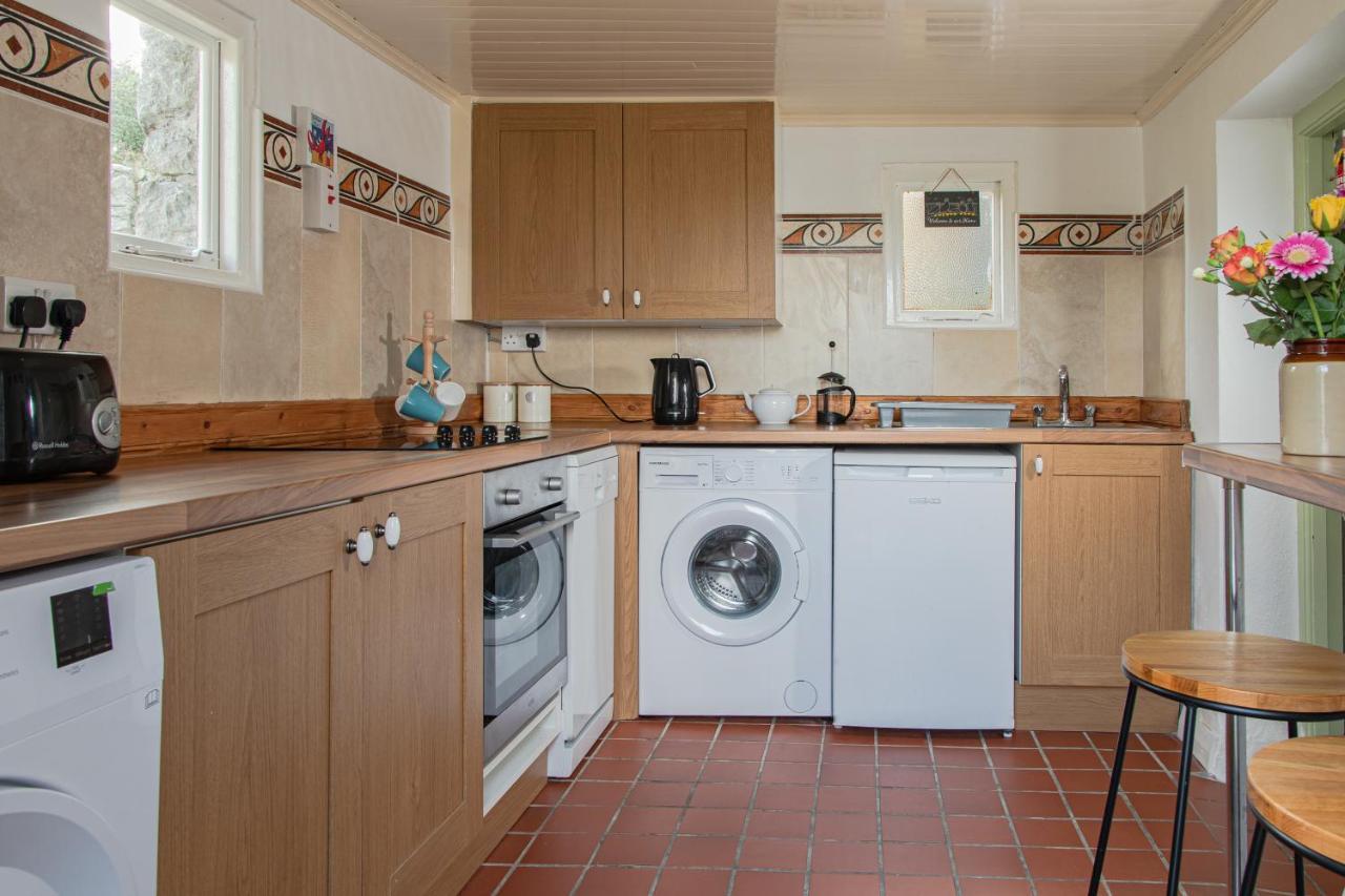 1844 Seascape Cottage Is Located On The Wild Atlantic Way Fanore Eksteriør bilde