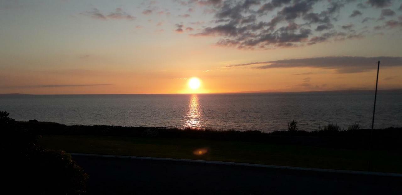 1844 Seascape Cottage Is Located On The Wild Atlantic Way Fanore Eksteriør bilde
