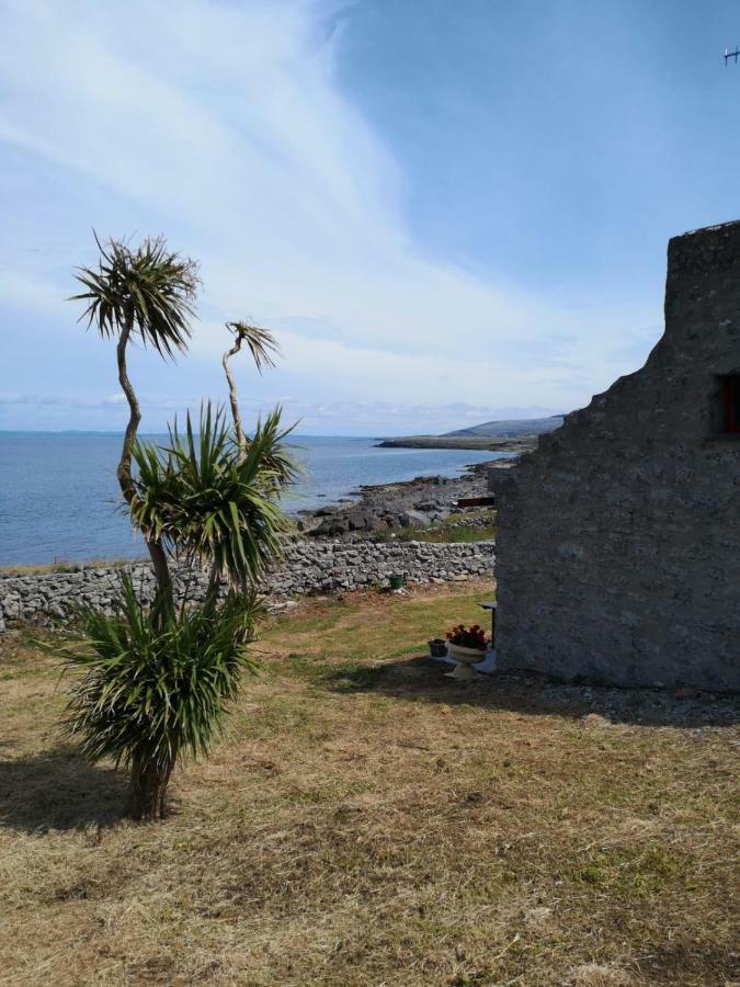 1844 Seascape Cottage Is Located On The Wild Atlantic Way Fanore Eksteriør bilde